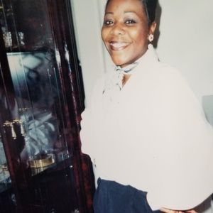 Meet your Posher, Brenda